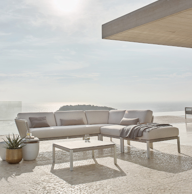 Detail Club Lounge.jpg